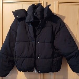 Stylish Women's Black Puffer Jacket